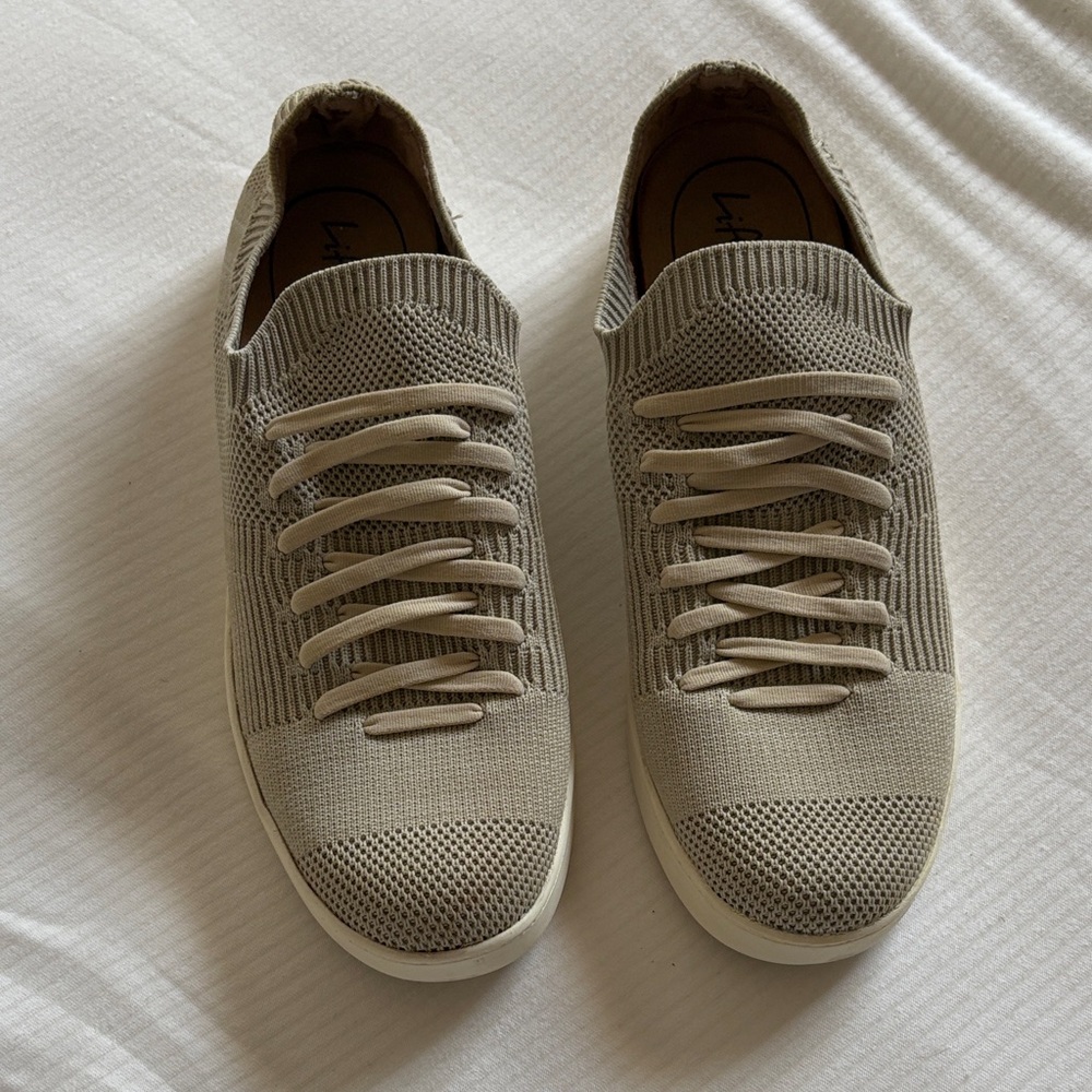 Life Stride Women's Knit Sneakers - Tan